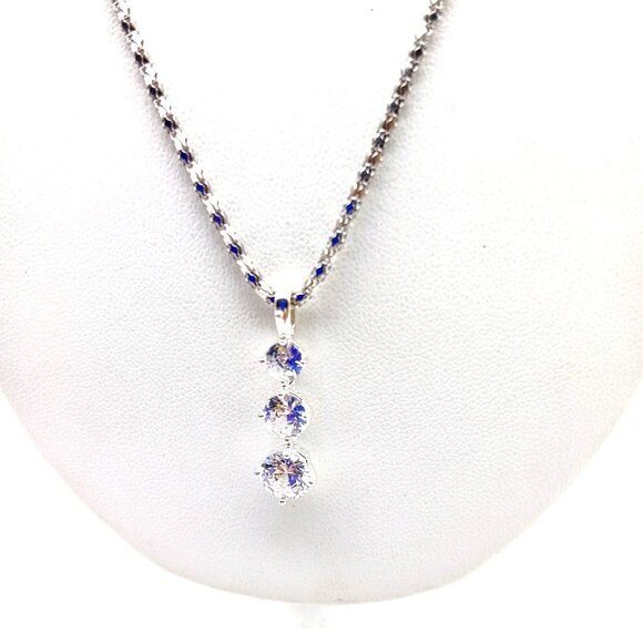Fabulous Vintage Sparkle Pendant Necklace, Clear Chaton Crystals Graduated - Picture 1 of 5
